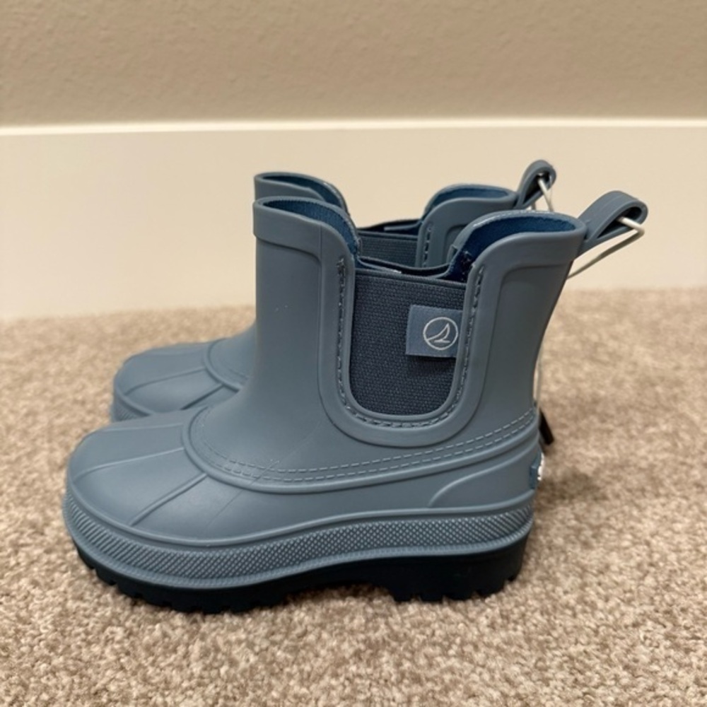 NWT Sperry toddler size 6 rubber boots